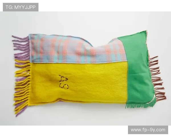 展现足球魅力的帅气球员卡挂件创意设计灵感实用精选指南大全推荐